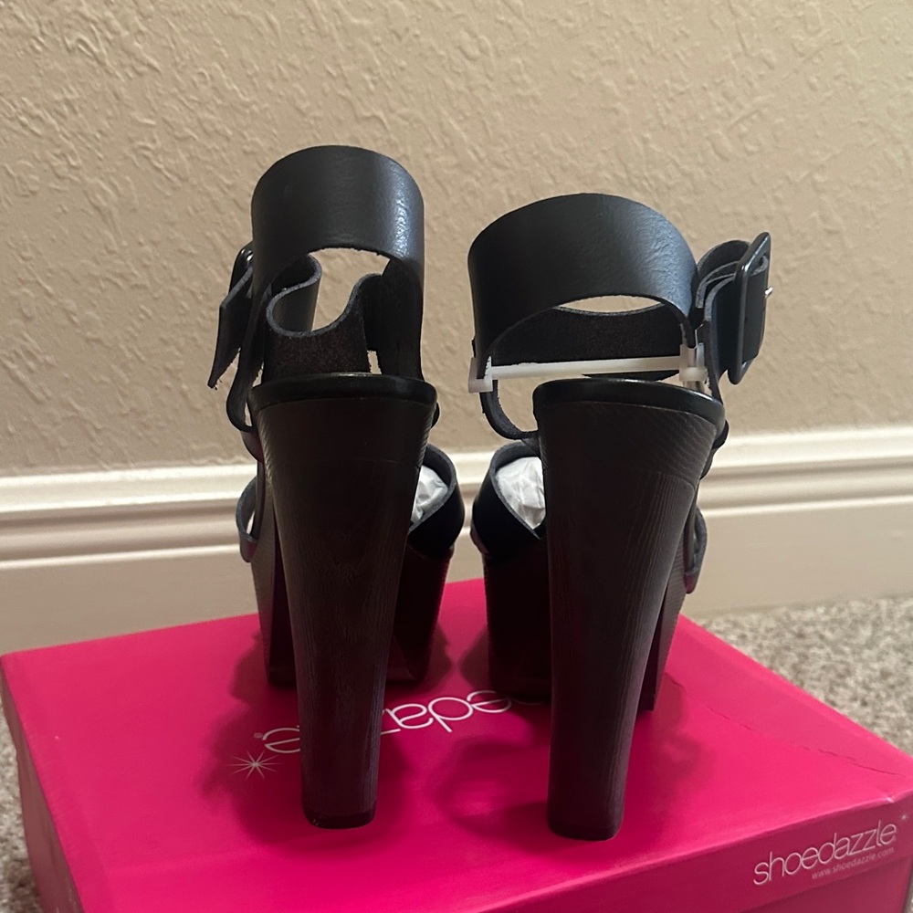 ShoeDazzle open toe heels - Picture 5 of 7